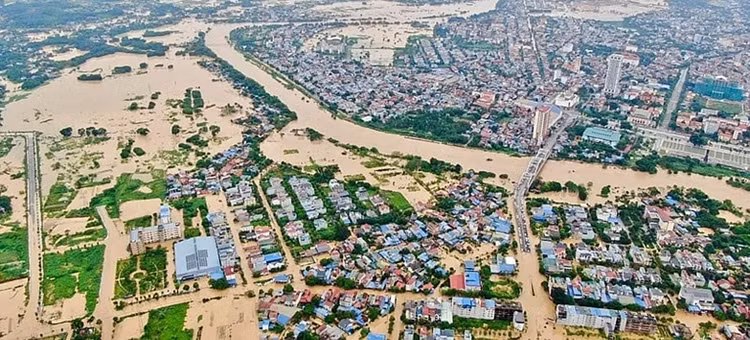 Thái Nguyên ngập sâu trong biển nước do ảnh hưởng của bão số 3