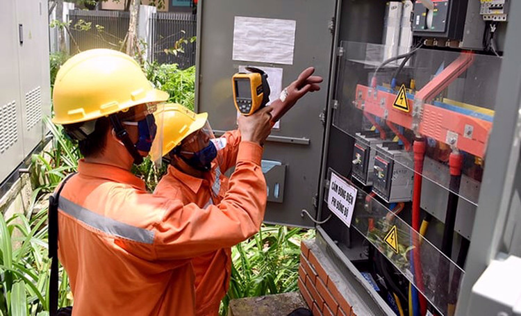 Ngày 2/6, tiêu thụ điện tại 27 tỉnh, thành phố phía Bắc tăng đột biến, vượt đỉnh năm 2024. Ảnh minh họa