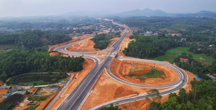 Mục tiêu hoàn thành, bảo đảm đạt 3.000 Km đường cao tốc trong năm 2025 là không thay đổi. Ảnh minh họa
