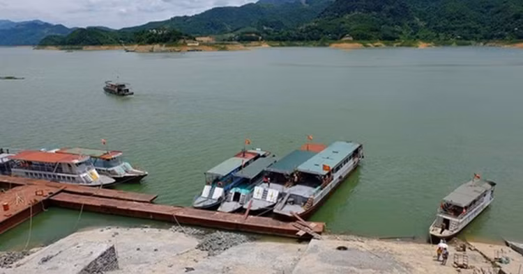 Còn hơn 851 cảng, bến thủy nội địa chưa hoạt động sau ảnh hưởng bão số 3 (bão Yagi)