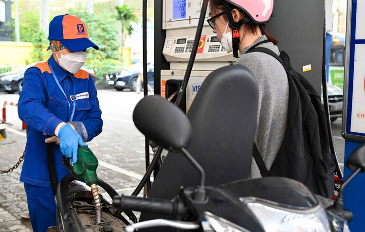 Giá xăng ngày 20/3 dự báo tăng trở lại sau 3 phiên giảm liên tiếp