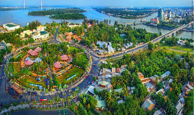 Sau khi sắp xếp, thành phố Cần Thơ có 9 đơn vị hành chính cấp huyện, gồm 5 quận và 4 huyện; 80 đơn vị hành chính cấp xã, gồm 36 xã, 39 phường và 5 thị trấn