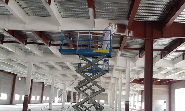 Một số DN đang gặp khó khăn trong việc thực quy định về PCCC kể từ khi QCVN 06-2021/BXD được ban hành, trong đó có nhiều quy định về vật liệu áp dụng cho khối nhà xưởng. Ảnh chỉ mang tính minh họa. Nguồn Internet