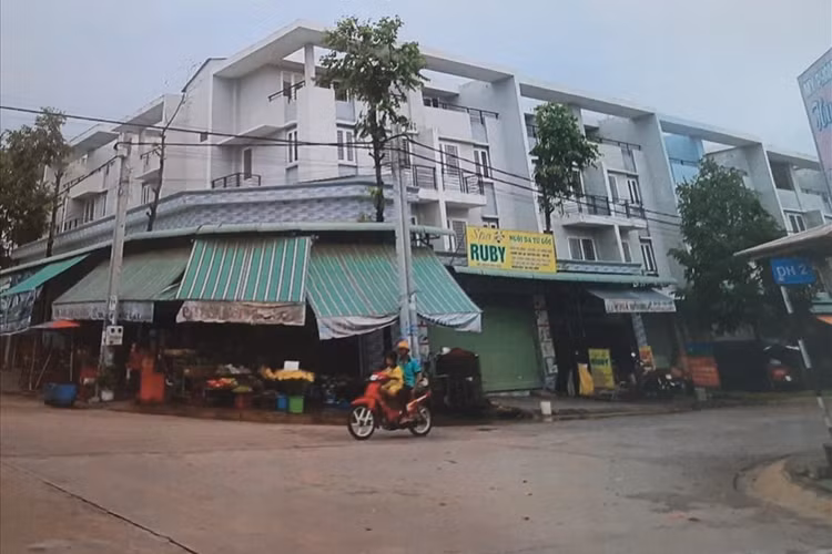 Công an tỉnh Bình Dương khởi tố vụ án để điều tra hành vi trốn thuế, lừa đảo chiếm đoạt tài sản xảy ra ở phường Chánh Phú Hòa, thị xã Bến Cát, Bình Dương