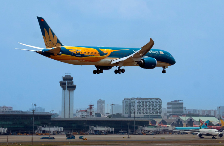 Hàng không tăng tần suất các chuyến bay đi, đến TP.HCM trong dịp 30/4 - 1/5