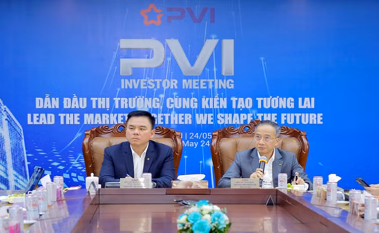 Ông Nguyễn Xuân Hòa – Phó chủ tịch Thường trực HĐQT kiêm TGĐ PVI và Ông Dương Thanh Danh Francois – Phó chủ tịch HĐQT PVI điều hành Hội nghị tại Trụ sở chính PVI