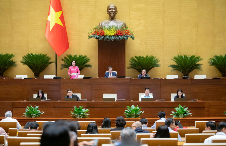 Quốc hội thảo luận về sửa đổi Hiến pháp và nhiều dự án luật quan trọng trong tuần làm việc thứ 2 của Kỳ họp thứ 9