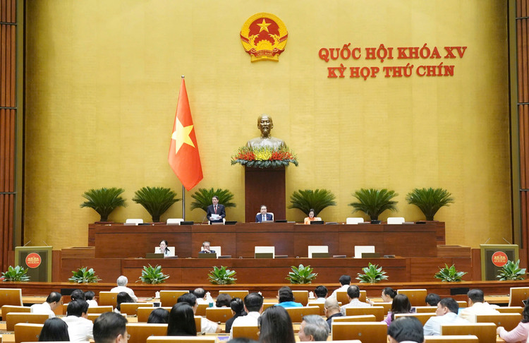 Phó Chủ tịch Quốc hội Nguyễn Đức Hải điều hành nội dung phiên họp sáng 12/5