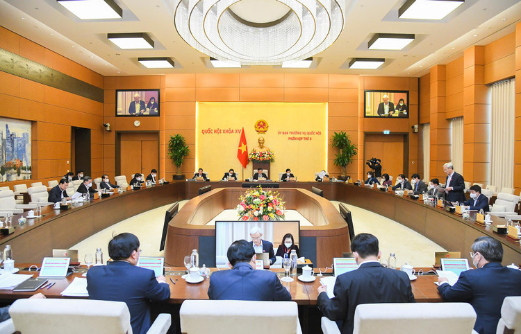 Toàn cảnh Phiên họp