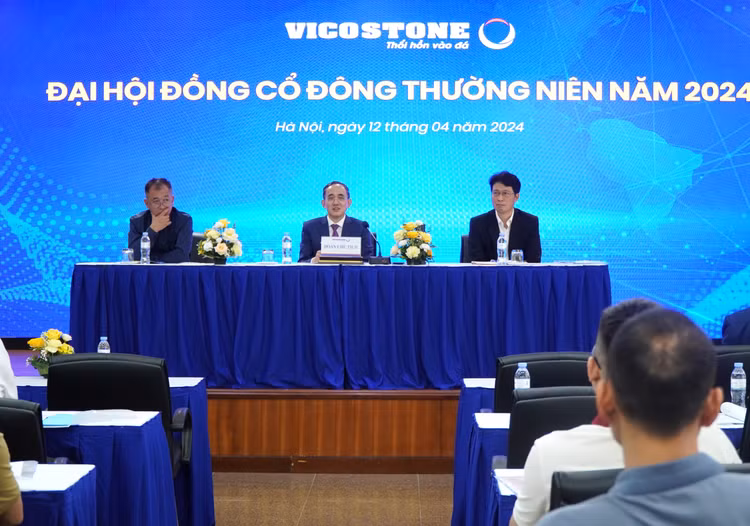 Quang cảnh ĐHĐCĐ năm 2024 của Vicostone