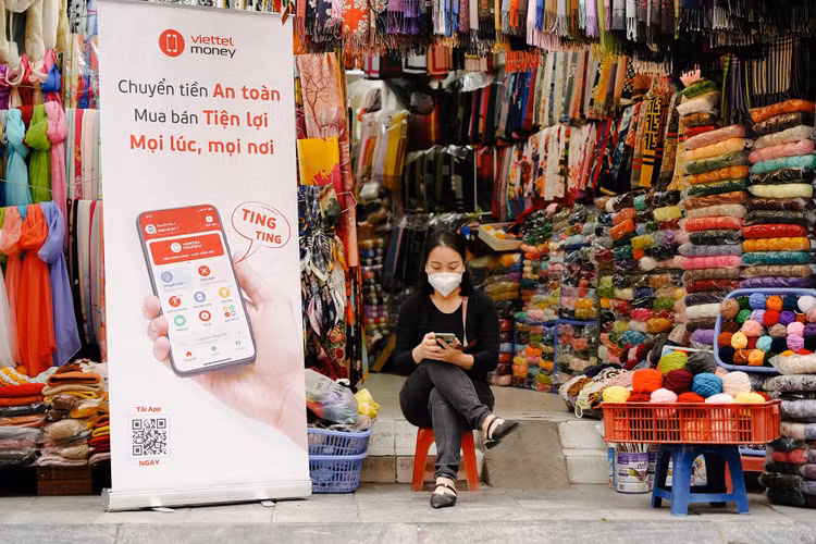 Tất cả khách hàng có thể sử dụng Viettel Money từ 1/12