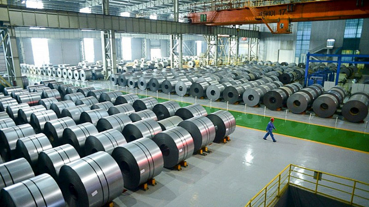 Thép Nam Kim đặt mục tiêu lợi nhuận trước thuế năm 2025 giảm 21%. Ảnh minh họa: Nam Kim