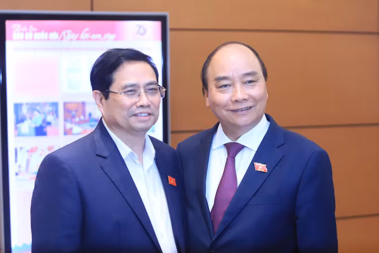 Ủy viên Bộ Chính trị Nguyễn Xuân Phúc và Ủy viên Bộ Chính trị, Trưởng Ban Tổ chức Trung ương Phạm Minh Chính. Ảnh: Vietnamnet