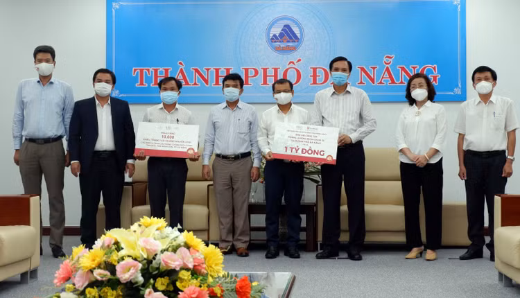 Tập đoàn BRG và SeABank đã ủng hộ 1 tỷ đồng và 20.000 khẩu trang cho Đà Nẵng