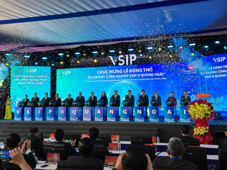 Động thổ xây dựng Khu công nghiệp VSIP II Quảng Ngãi 500 ha