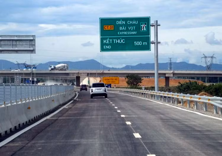 Tuyến Diễn Châu - Bãi Vọt