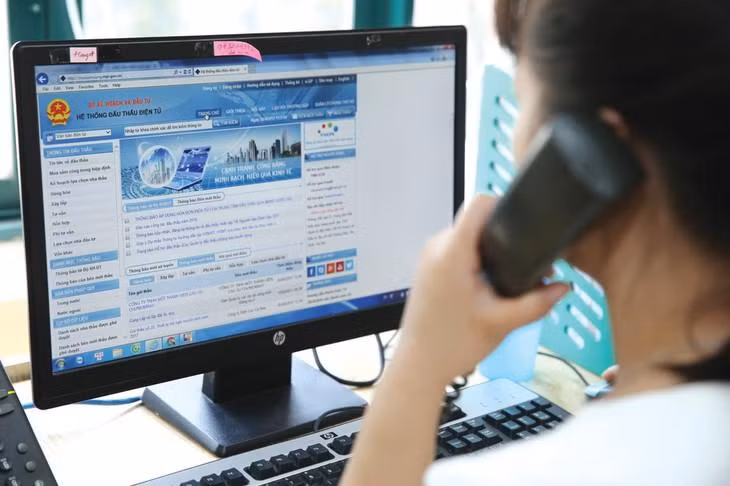 Ban QLDA đầu tư xây dựng và công trình công cộng huyện Di Linh, tỉnh Lâm Đồng vừa công bố kết quả lựa chọn nhà thầu thực hiện 42 gói thầu. Tất cả các gói thầu đều được đấu thầu qua mạng
