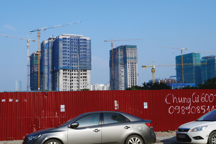 Nguy hiểm rình rập tại công trường các dự án bất động sản ảnh 2