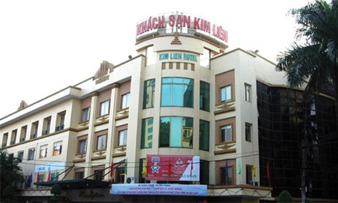 dai-gia-viet-chay-dua-thau-tom-khach-san-kim-lien