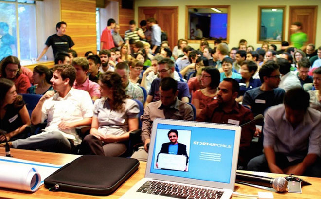 Tự kinh doanh có những lợi ích riêng như tự do, thoải mái, không phụ thuộc vào ai. Ở những nước phát triển như Anh hay Mỹ, doanh nhân thường được hiểu là những người gây dựng công ty khởi nghiệp (start-up). <br><br>Nhưng ở nhiều quốc gia, trở thành doanh nhân đôi khi không phải là mơ ước, mà đơn giản chỉ bởi người tự kinh doanh không thể kiếm được việc làm.<br><br>Trang Business Insider cho biết, theo một nghiên cứu của công ty kết nối kinh doanh Approved Index có trụ sở ở London, Anh xếp thứ 41 thế giới về số doanh nhân, với 4,3% dân số là người trưởng thành của nước này là doanh nhân. Anh xếp thứ 37 với 4,6%.<br><br>Đây là xếp hạng dựa trên tỷ lệ phần trăm dân số trưởng thành sở hữu hoặc đồng sở hữu một cơ sở kinh doanh mới và đã trả lương hoặc tiền công trong 3 tháng hoặc hơn. <br><br>Các quốc gia có nhiều doanh nhân nhất đang trải qua một cuộc cách mạng thương mại, nghiên cứu này nhận xét.<br><br>“Tại những quốc gia có nền kinh tế nghèo hơn, hoặc tỷ lệ thất nghiệp cao, người dân tự mình mở doanh nghiệp nhỏ ở nơi mà họ nhận thấy cơ hội”, chuyên gia Trilby Rajna của Approved Index phát biểu. <br><br>Dưới đây là 9 quốc gia nhiều doanh nhân nhất thế giới theo xếp hạng của Approved Index:<br><br><b>9. Chile</b><br><br>Chile được xem là quốc gia ổn định và phồn vinh nhất ở Nam Mỹ. 11% dân số trưởng thành của nước này chọn con đường tự kinh doanh.