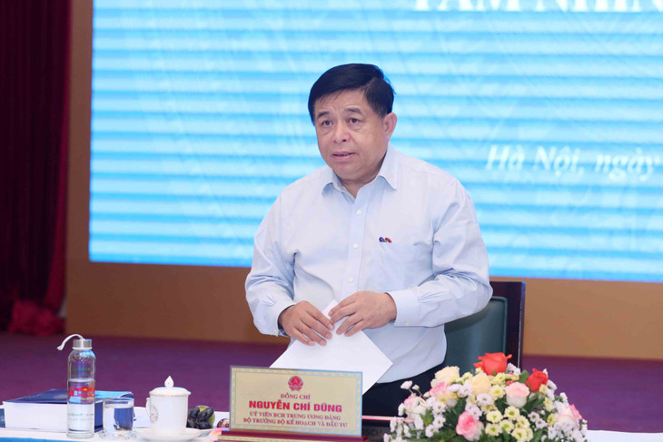 Bộ trưởng Nguyễn Chí Dũng chủ trì Phiên họp thẩm định Quy hoạch tỉnh Lâm Đồng thời kỳ 2021 - 2030, tầm nhìn đến năm 2050. Ảnh: Đức Trung