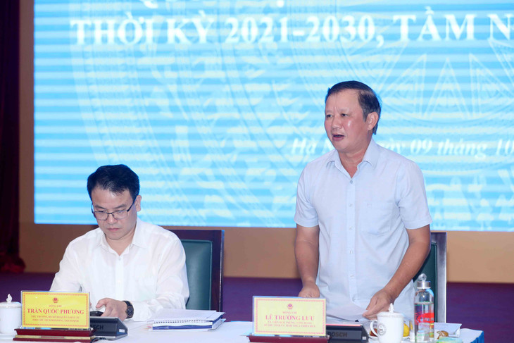 Ông Lê Trường Lưu, Bí thư Tỉnh ủy Thừa Thiên Huế phát biểu tại Phiên họp. Ảnh: Đức Trung Ông Lê Trường Lưu, Bí thư Tỉnh ủy Thừa Thiên Huế phát biểu tại Phiên họp. Ảnh: Đức Trung