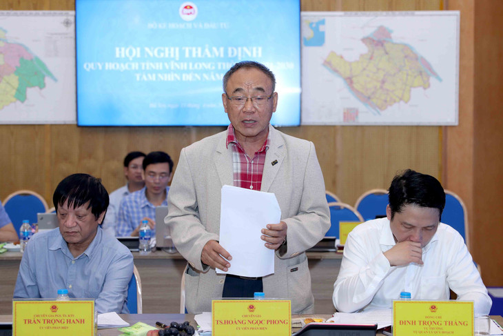 TS. Hoàng Ngọc Phong phát biểu tại Hội nghị. Ảnh: Đức Trung