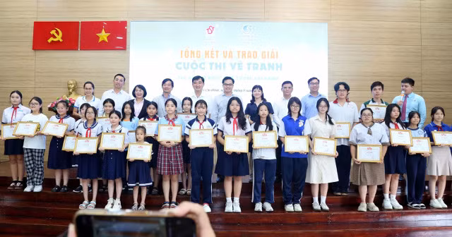 Ban Giám khảo đã lựa chọn ra 170 tác phẩm xuất sắc để trao giải