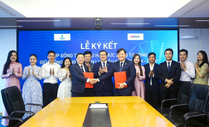 Lễ ký kết hợp đồng tín dụng giữa HDBank và PV Power ngày 11/6/2025 tại Hà Nội Lễ ký kết hợp đồng tín dụng giữa HDBank và PV Power ngày 11/6/2025 tại Hà Nội