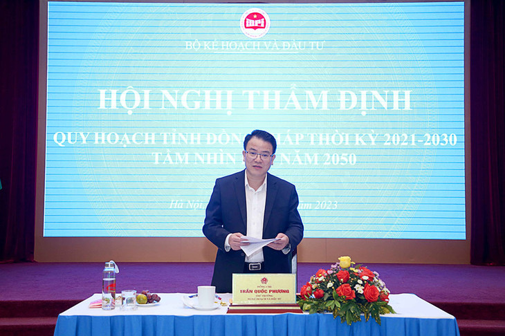 Thứ trưởng Bộ Kế hoạch và Đầu tư Trần Quốc Phương chủ trì Hội nghị thẩm định Quy hoạch tỉnh Đồng Tháp (Ảnh: Đức Trung)