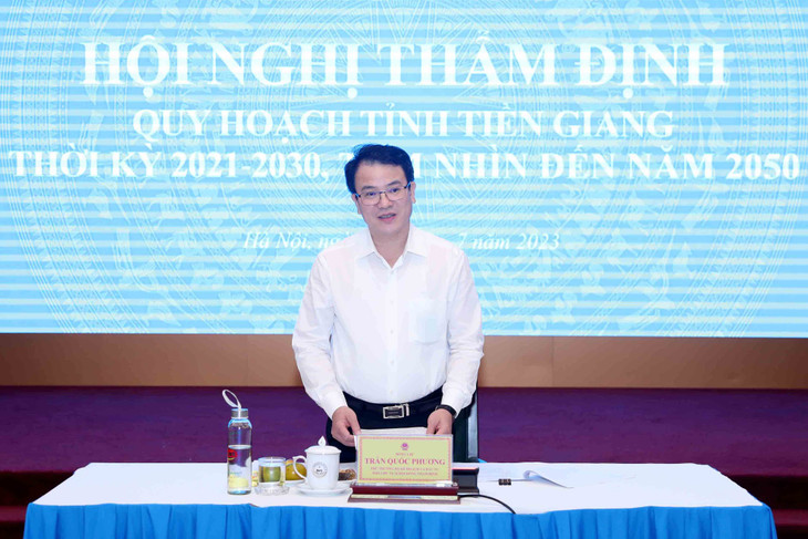 Thứ trưởng Trần Quốc Phương chủ trì Phiên họp thẩm định