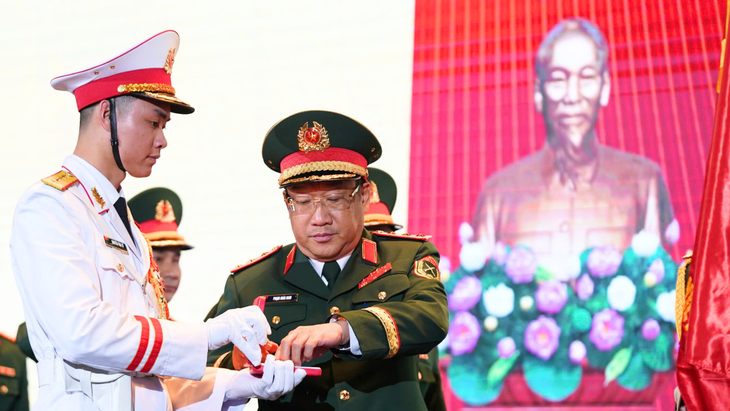 Thượng tướng Phạm Hoài Nam, Ủy viên Ban chấp hành Trung ương Đảng, Ủy viên Quân ủy Trung ương, Thứ trưởng Bộ Quốc phòng bày tỏ sự hoan nghênh, đánh giá cao quyết tâm, sáng tạo, nỗ lực của Viettel Construction trong suốt 30 năm qua