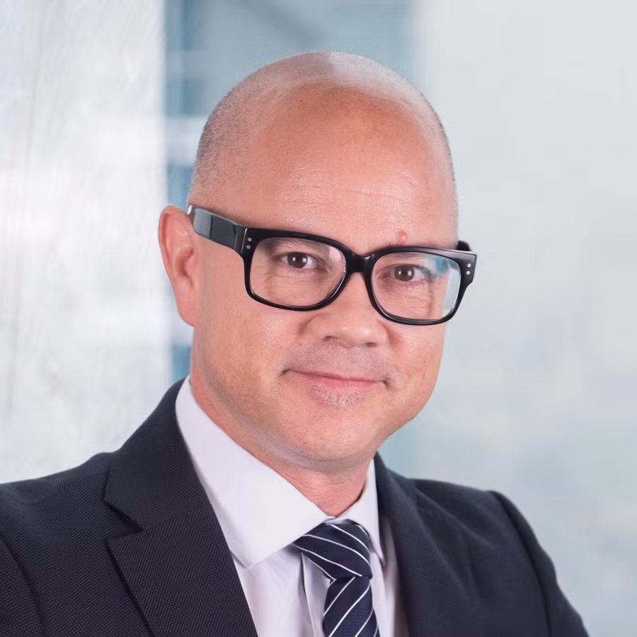 Tiến sĩ Gregory Bournet