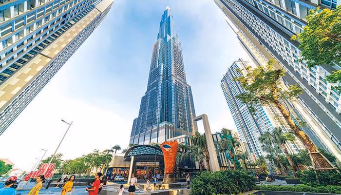 Savills dự báo từ nay đến 2027, Thành phố sẽ bổ sung thêm khoảng 234.000 m² diện tích văn phòng, trong đó hơn một nửa tập trung tại khu lõi trung tâm, phần còn lại phân bổ ở các cụm văn phòng ngoài trung tâm
