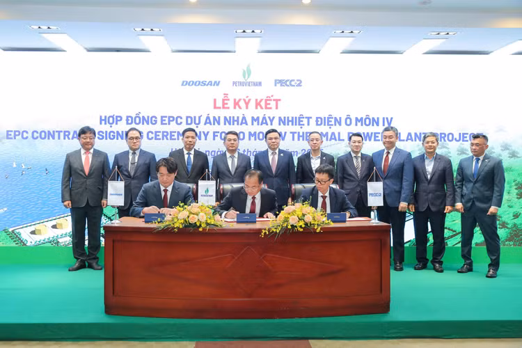 Lễ ký kết hợp đồng Gói thầu OM4-EPC-HHO-06 Thiết kế, mua sắm, xây dựng lắp đặt, chạy thử và nghiệm thu Nhà máy Nhiệt điện Ô Môn IV (ảnh: PVN)