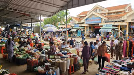 Đấu giá quyền cho thuê diện tích bán hàng tại chợ Bình Định và chợ An Thái (Gia Lai). Ảnh minh họa: Internet
