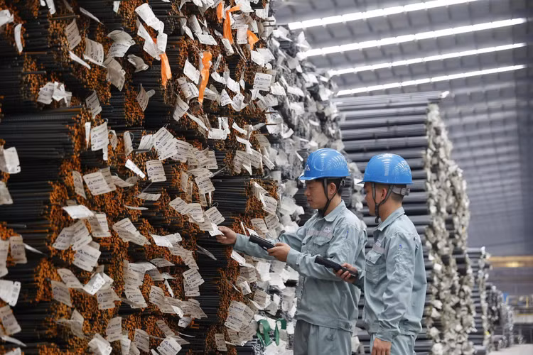 Sản lượng bán hàng thép xây dựng tháng 12/2025 của Hòa Phát đạt kỷ lục 585.000 tấn (ảnh: TN)