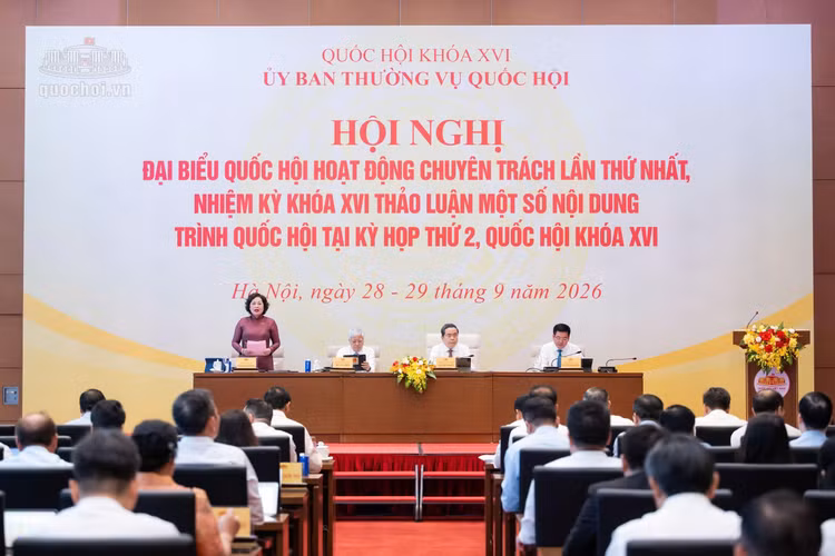 Hội nghị đại biểu Quốc hội hoạt động chuyên trách lần thứ nhất, nhiệm kỳ Khóa XVI. Ảnh: quochoi.vn