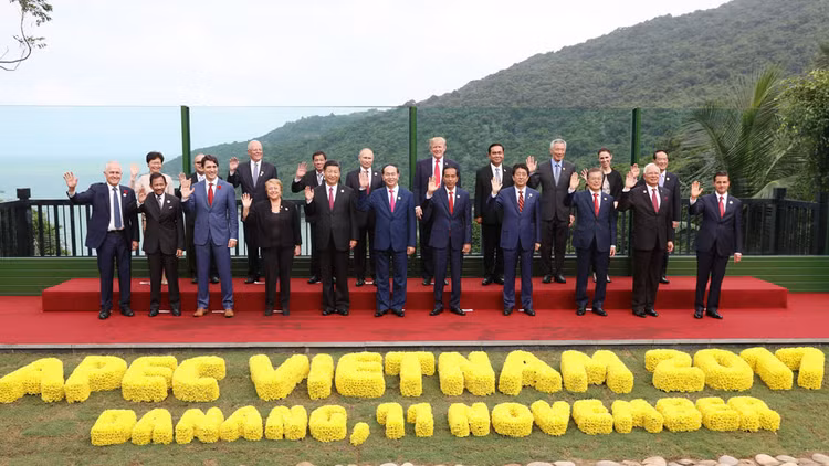 Lãnh đạo 21 nền kinh tế châu Á - Thái Bình Dương nhóm họp Tuần lễ Cấp cao APEC tại Đà Nẵng vào tháng 11/2017. Ảnh: Nhàn Sáng