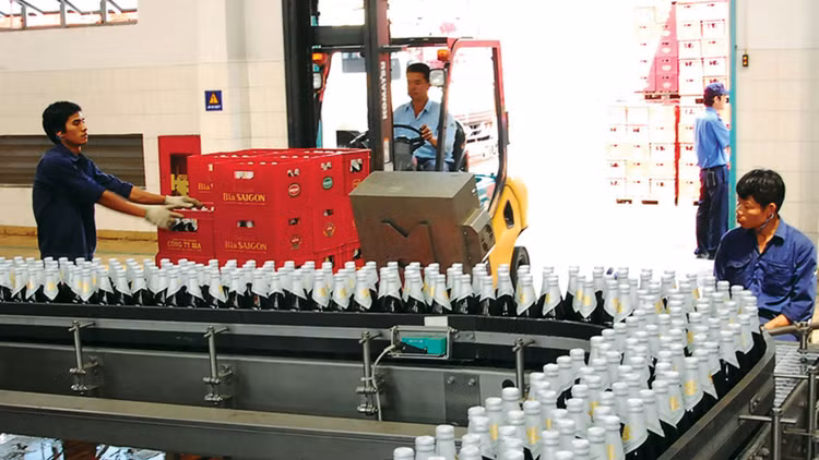 Việc tăng thuế tiêu thụ đặc biệt đối với bia, rượu tại TP.HCM được đề xuất cần nghiên cứu kỹ và đánh giá tác động đầy đủ. Ảnh: Ngọc Kỳ