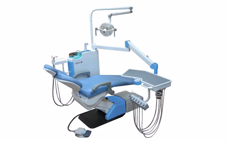 Nhà thầu cho rằng thiết bị máy nha trong HSMT là hàng hóa thông thường trên thị trường, còn chủ đầu tư thì khẳng định đó là hàng hóa đặc thù. Ảnh: Tường Lâm