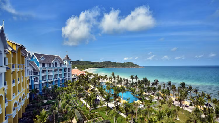 Dự thảo mới nhất của Luật Đơn vị hành chính - kinh tế đặc biệt quy định chính sách ưu đãi đầu tư về thuế, tiền thuê đất vượt trội quy định hiện hành. Ảnh: Tường Lâm