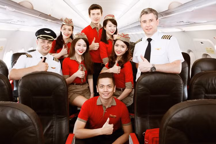 Rộn ràng ngày hội tuyển dụng tiếp viên Vietjet