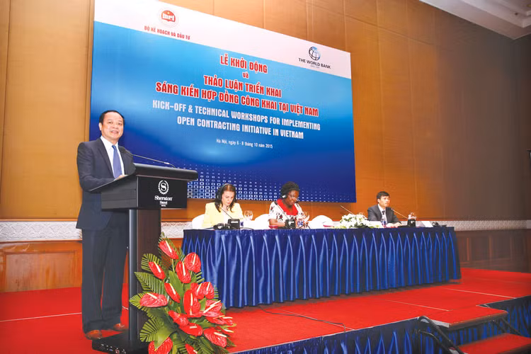 Quyết tâm chính trị của người đứng đầu và sự phối hợp nhịp nhàng của các cơ quan hữu quan đóng vai trò rất quan trọng để thúc đẩy đấu thầu qua mạng
