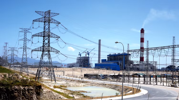 Dự án Đường dây 500 kV Nhiệt điện Vân Phong - Vĩnh Tân được Thủ tướng Chính phủ giao cho Ủy ban Quản lý vốn nhà nước tại DN xem xét quyết định chủ trương đầu tư. Ảnh: Lê Tiên