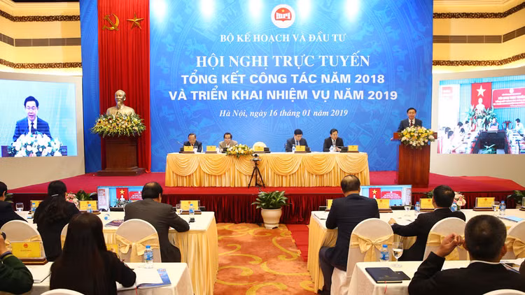 Phó Thủ tướng Vương Đình Huệ đánh giá, thành công chung của cả nước có sự đóng góp lớn, có ý nghĩa quyết định của Bộ Kế hoạch và Đầu tư. Ảnh: Lê Tiên