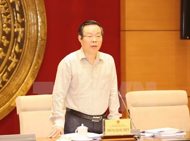 Phó Chủ tịch Quốc hội Phùng Quốc Hiển phát biểu tại phiên họp. (Ảnh: Phương Hoa/TTXVN)