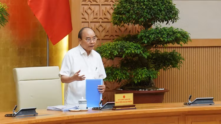 Thủ tướng Nguyễn Xuân Phúc chủ trì cuộc họp Thường trực Chính phủ về mô hình tổ chức của Ủy ban Cạnh tranh quốc gia. Ảnh: Hiếu Nguyễn