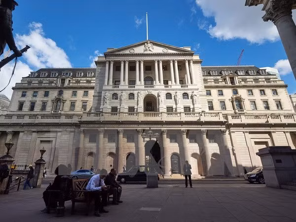 Quang cảnh bên ngoài trụ sở BoE ở thủ đô London ngày 14/7. (Nguồn: AFP/TTXVN)