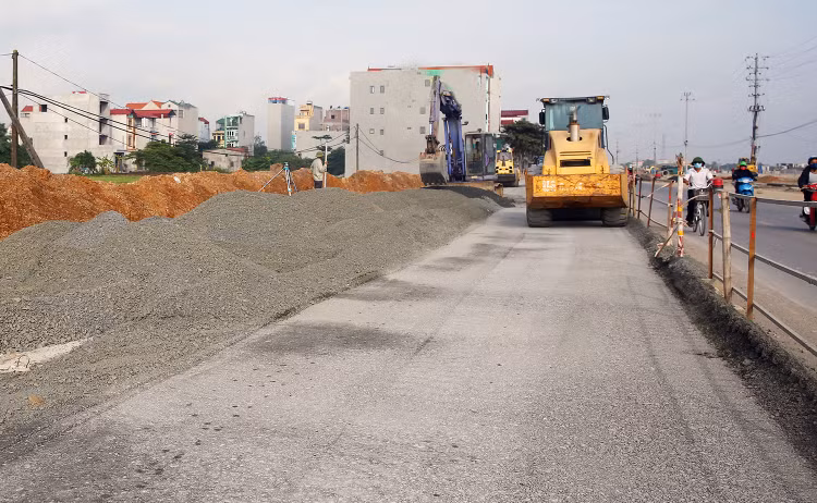 Hồ sơ mời thầu Gói thầu XL06 yêu cầu doanh thu bình quân hàng năm từ hoạt động xây dựng trong vòng 3 năm gần đây của nhà thầu phải từ 225 tỷ đồng trở lên. Ảnh: Nhã Chi